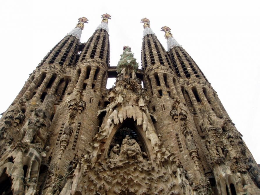 Собор Sagrada Família в Испании