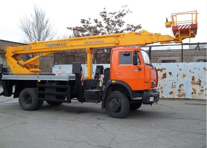 Автовышка АП-28 на базе КАМАЗ 43253