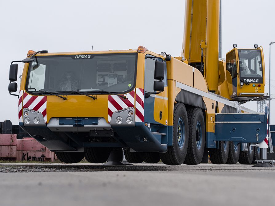 Автомобильный кран DEMAG AC 300-6