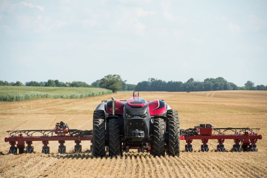 Первый концепт беспилотного трактора Case IH