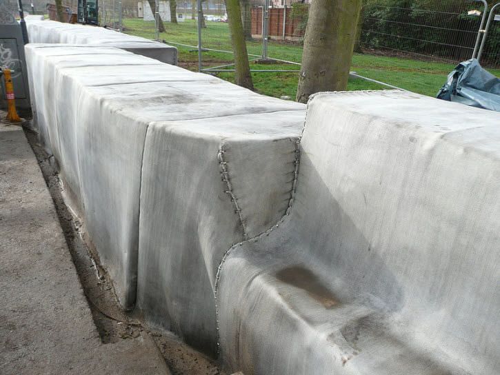 Формирование откосов из бетонного холста Concrete Canvas