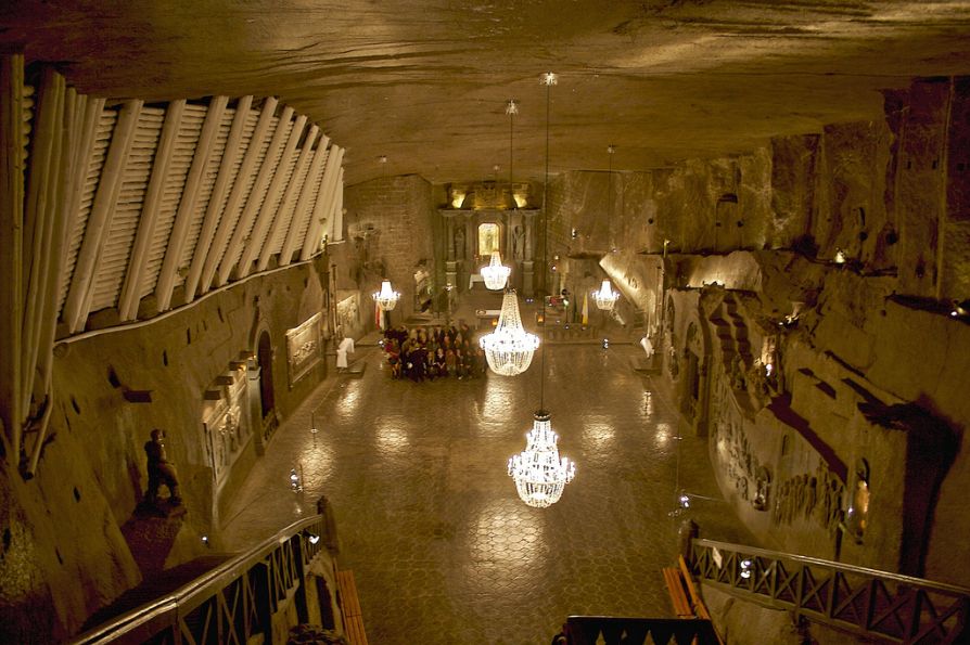 Соляная пещера Величка (Wieliczka Salt Mine)