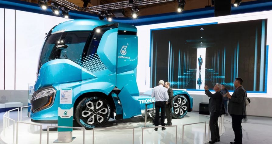 Дальнемагистральный тягач Iveco Z 