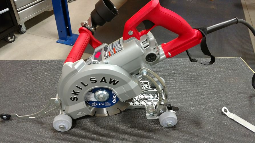 Дисковая пила с червячным приводом для резки бетона MEDUSAW SPT 79-00
