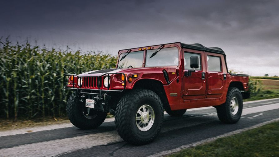 Первый в мире электрический Hummer H1