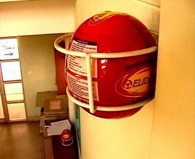 Противопожарный шар Elide Fire Extinguishing ball в помещении
