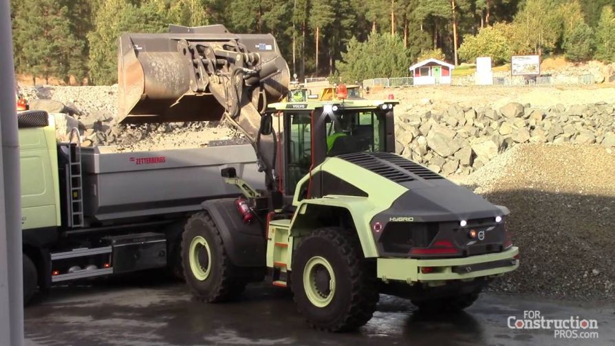Новый гибридный погрузчик Volvo LX1 показал 50% топливную экономичность