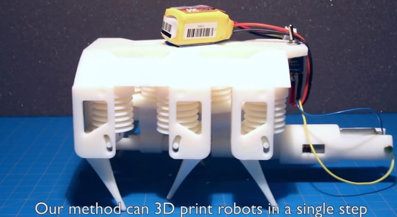 Гидравлический робот напечатанный 3D-принтером