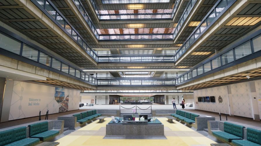 Исследовательская лаборатория Somerset Development’s Bell Works Complex