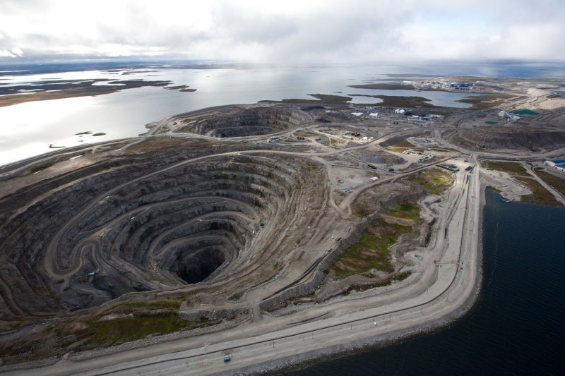 Канадский алмазный рудник  Canadian Diamond Mine