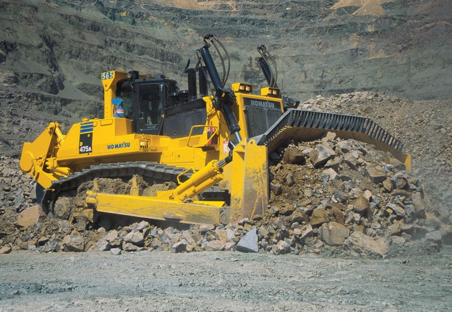 Komatsu D575A-3 Super Dozer