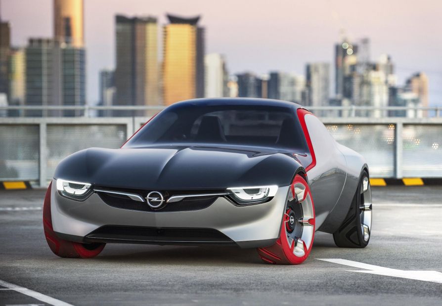 Дизайн нового Opel GT якобы вдохновленный швейной машинкой