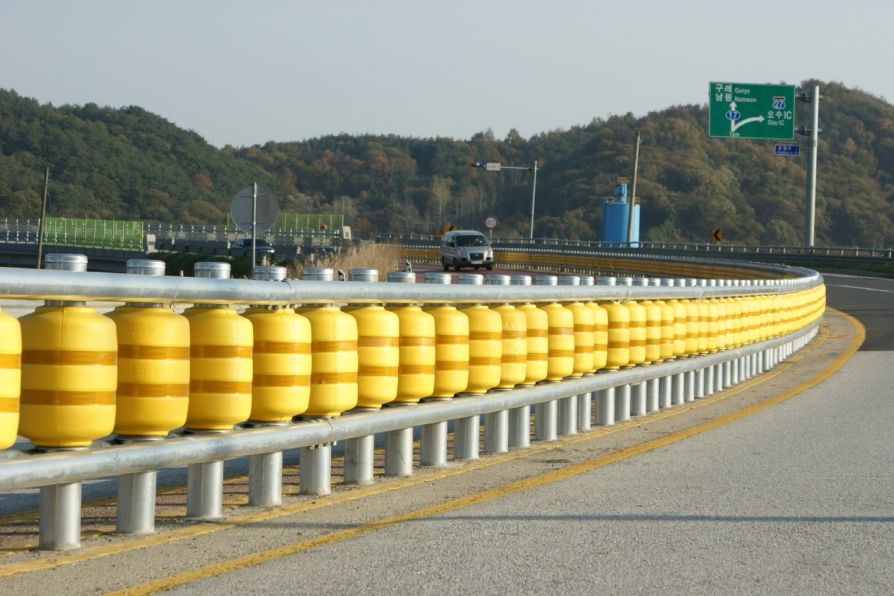 Роликовый отбойник Road Roller System