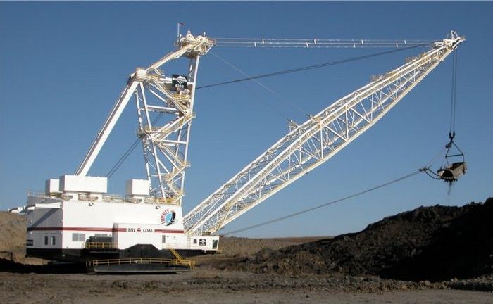 Шагающий канатный драглайн Cat - Bucyrus 8200