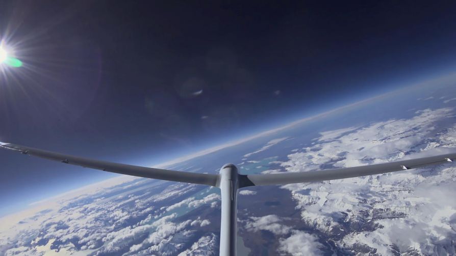 Планер Airbus Perlan Mission II установил рекорд высоты, поднявшись на 15,84 км