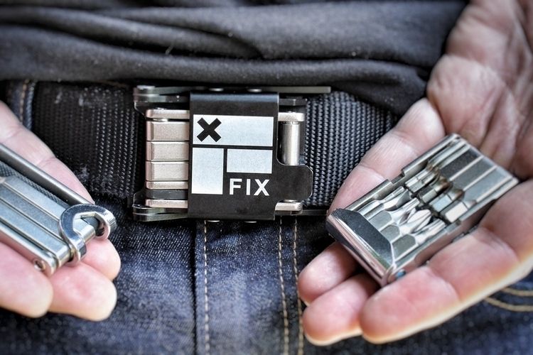 Мультитул Fix Manufacturing в пряжке ремня