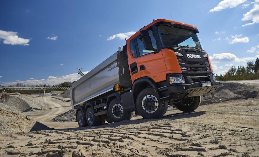 Новая серия тяжелых грузовиков Scania XT для строительной отрасли
