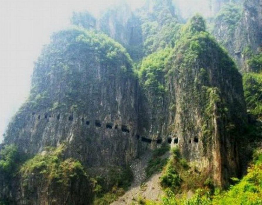 Горы, где сделан каменный туннель Guoliang 