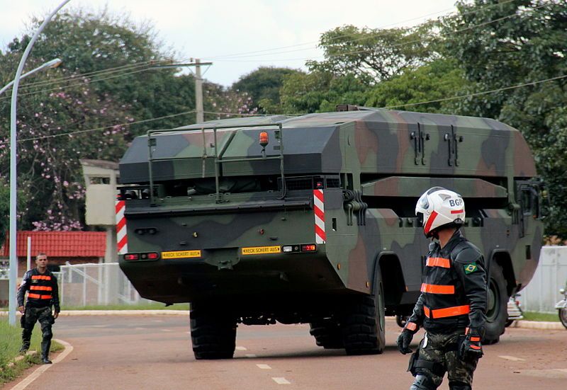 M3 Amphibious Rig в сборном состоянии на колесном ходу