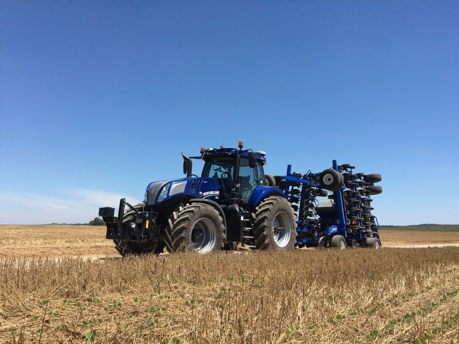Концепт беспилотного трактора New Holland NH Drive