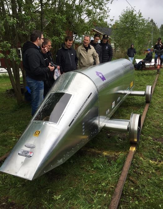 Рельсовый транспорт Eximus 1