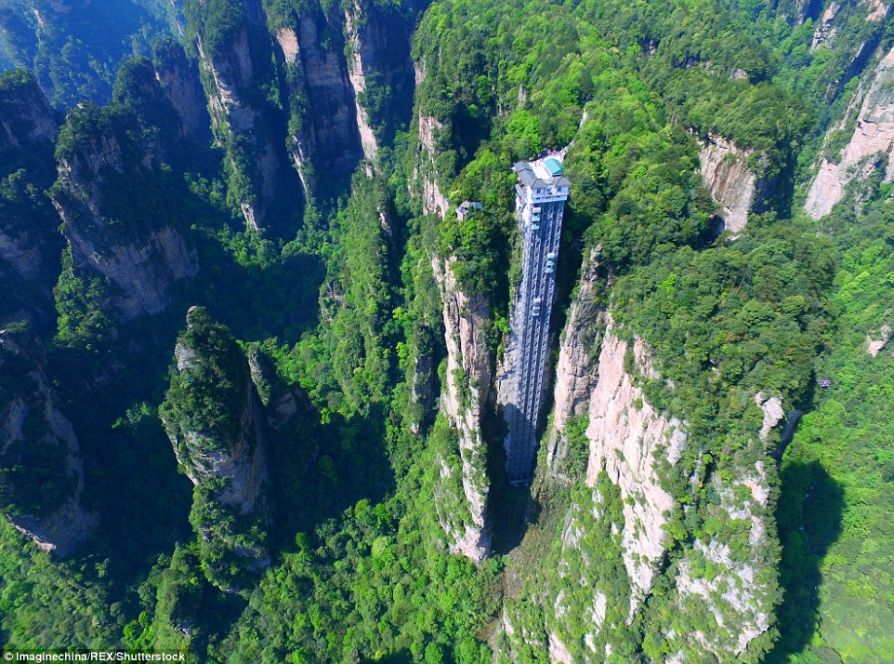 Самый высокий в мире лифт Bailong Elevator
