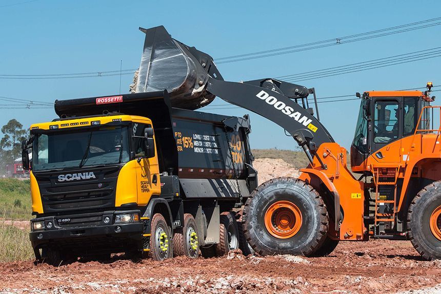 Карьерные самосвалы Scania серии Heavy Tipper