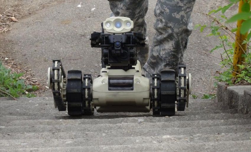 Робот MTGR ROBOTEAM проводит разведку