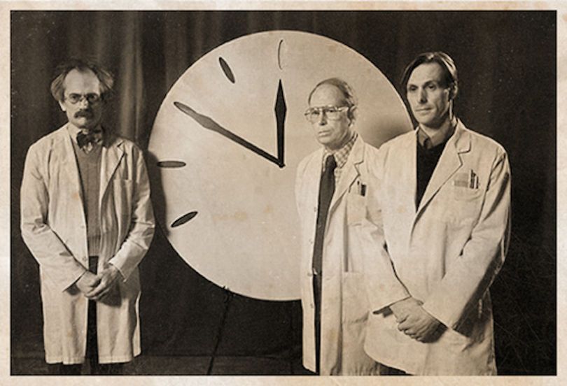 Ученые которые изобрели Часы Судного дня (Doomsday Clock)
